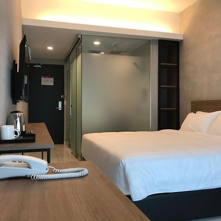 Dandelion Inn Simpang Pulai Zewnętrze zdjęcie